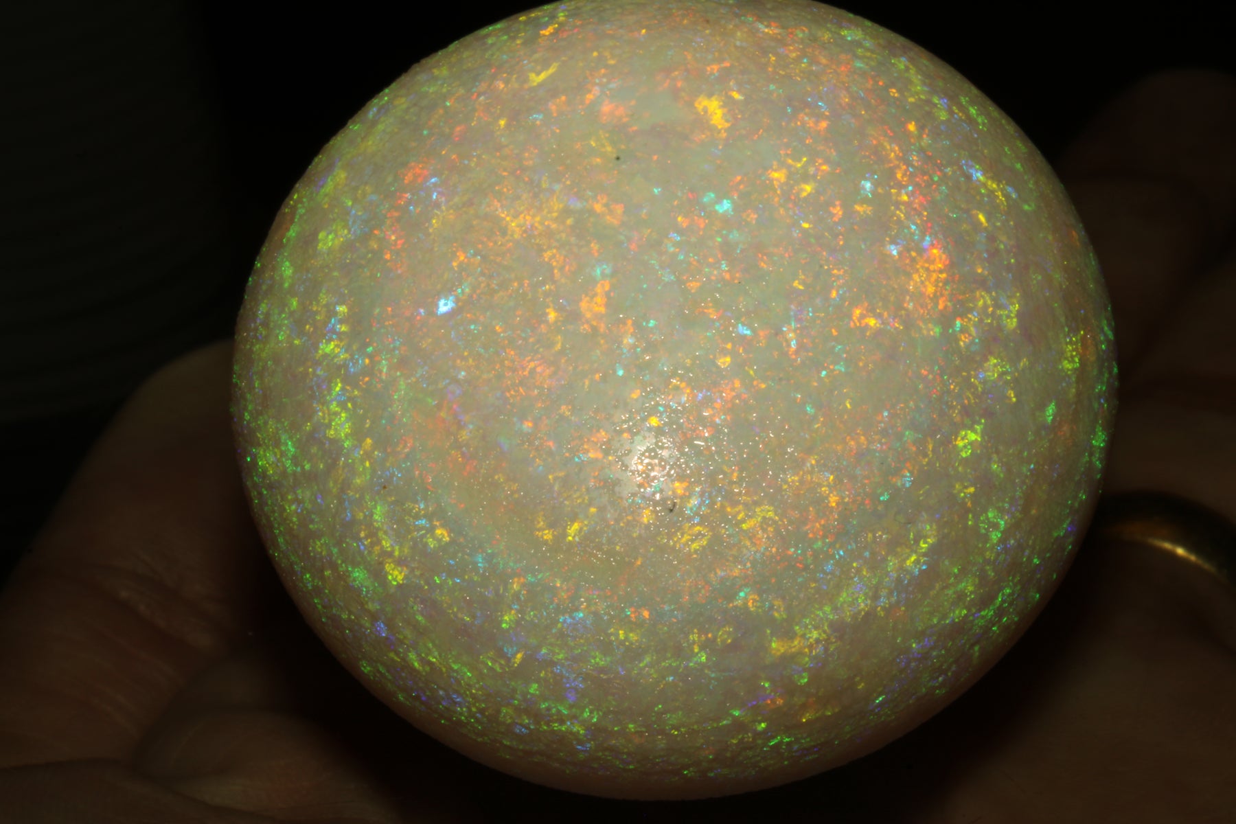 Super Brazilian Extra Crystal Opal – 650 Carats