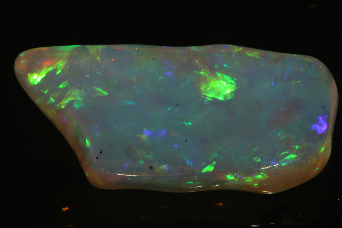 3D Crystal Opal – Free-Form Cut